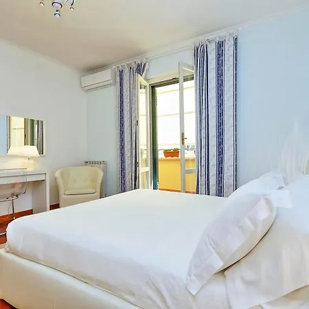 Appartement Mecenate Charme *